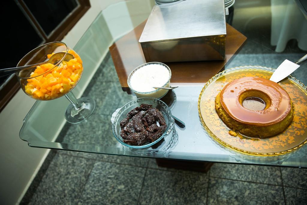 Piloes Palace Hotel Mineiros エクステリア 写真